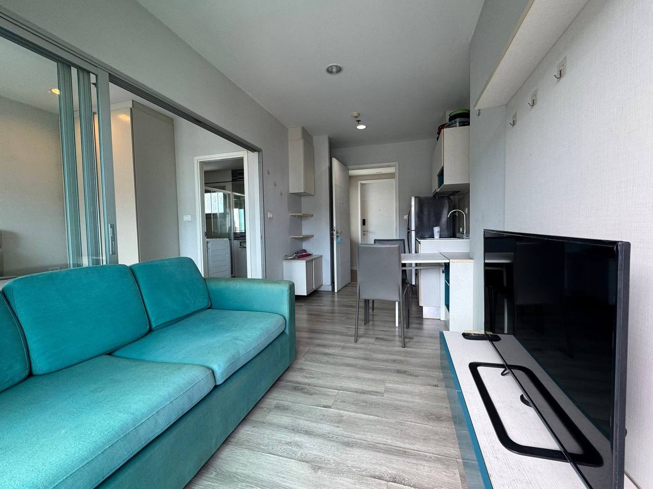 1 Bedroom Centric Sea