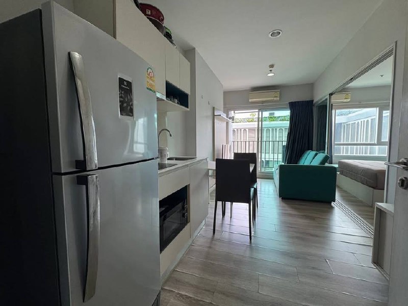 1 Bedroom Centric Sea
