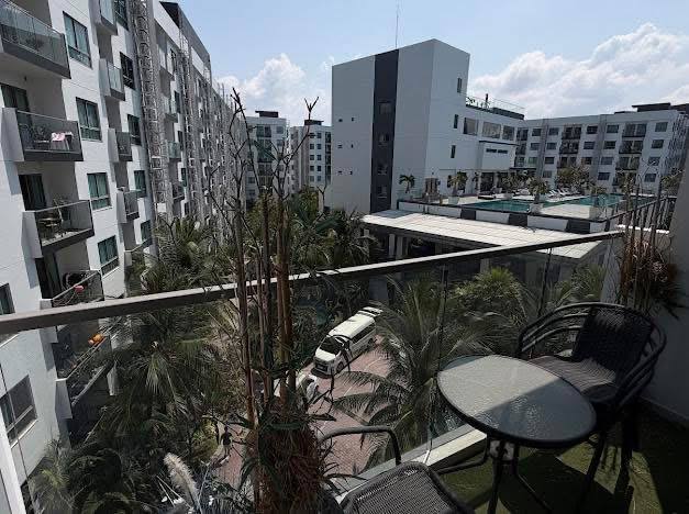 2 Bedrooms Arcadia Beach Resort