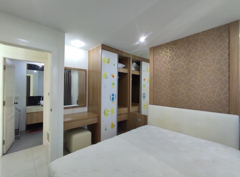 1 Bedroom Amazon