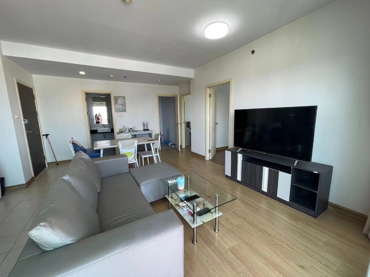 2 Bedrooms Supalai Mare
