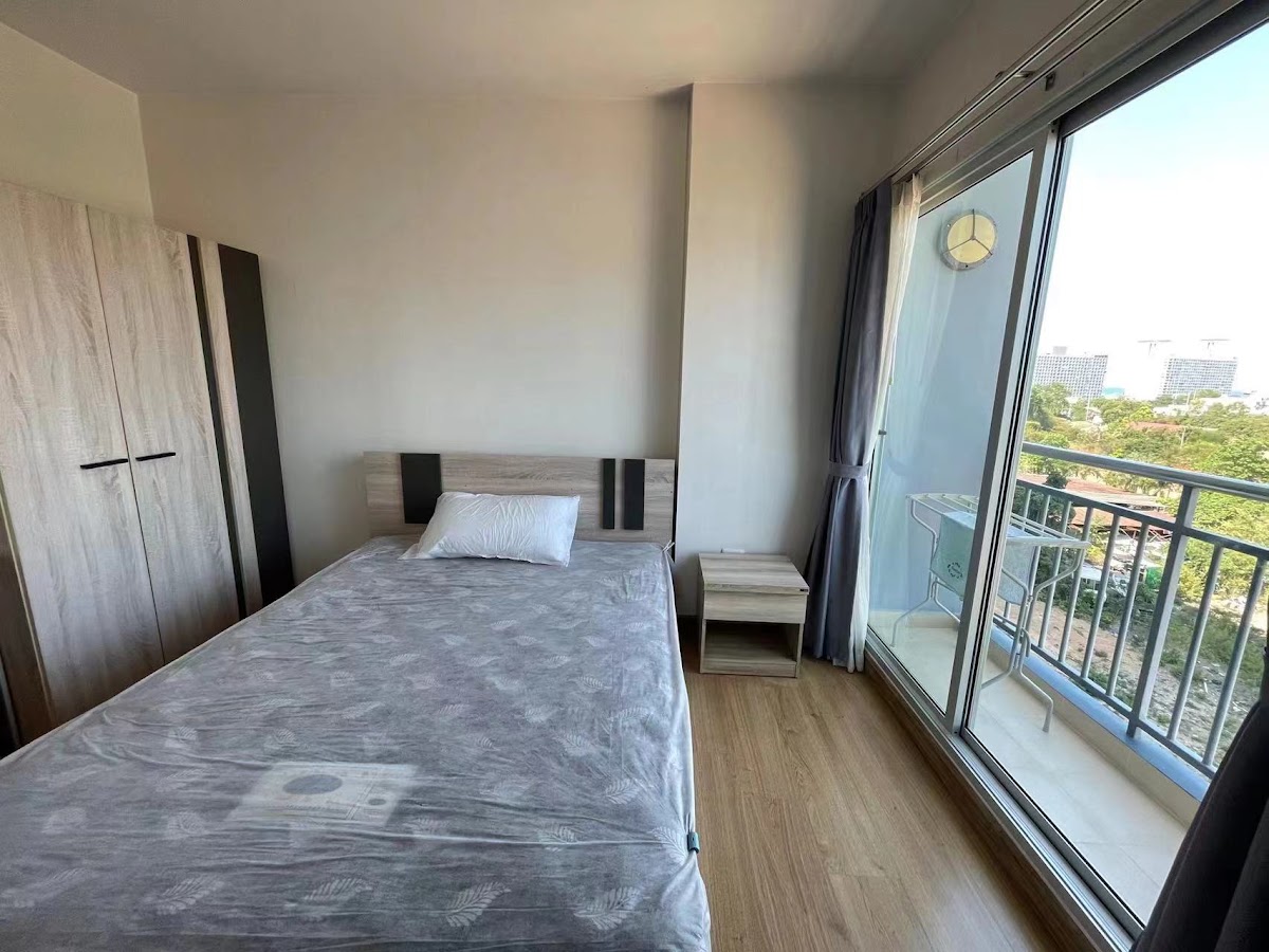 2 Bedrooms Supalai Mare