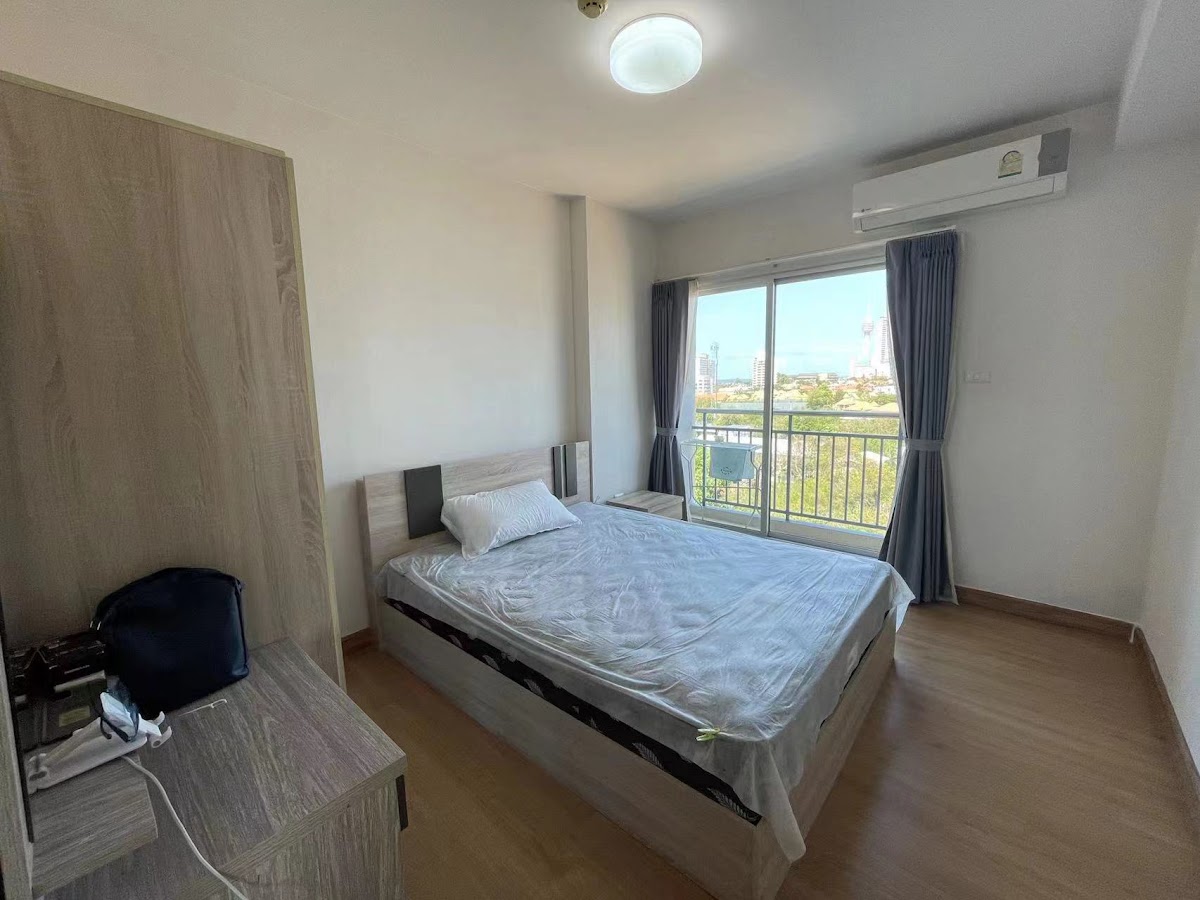 2 Bedrooms Supalai Mare