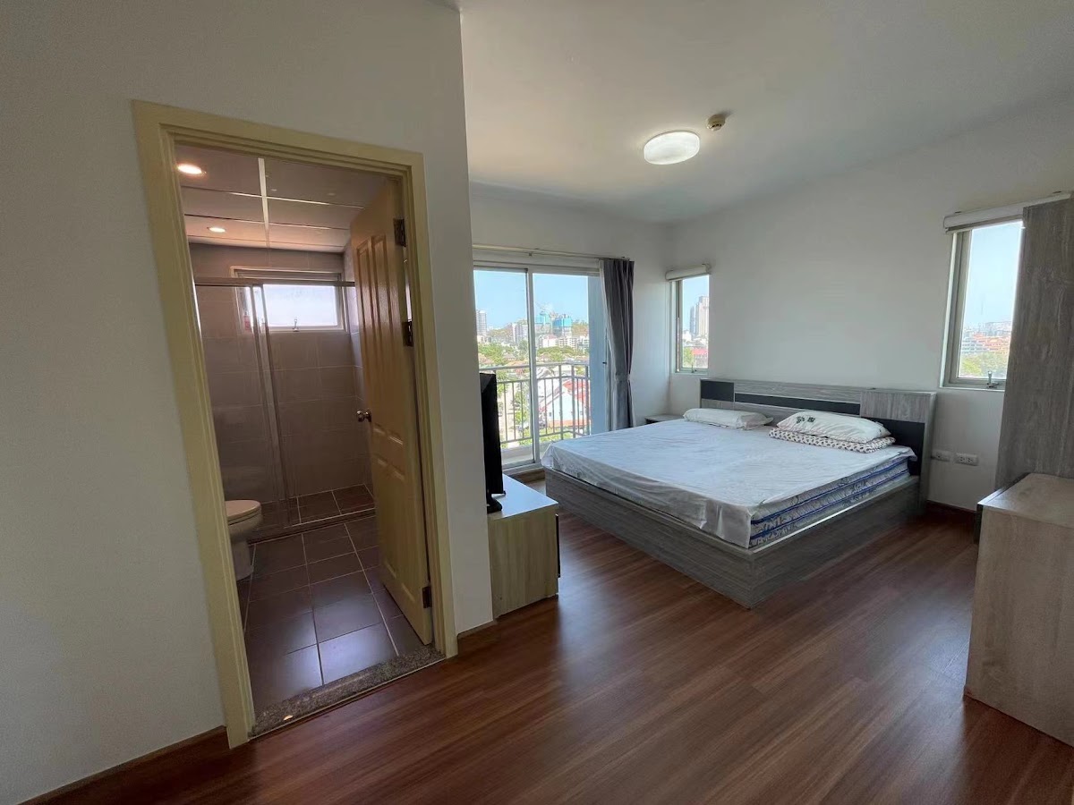 2 Bedrooms Supalai Mare