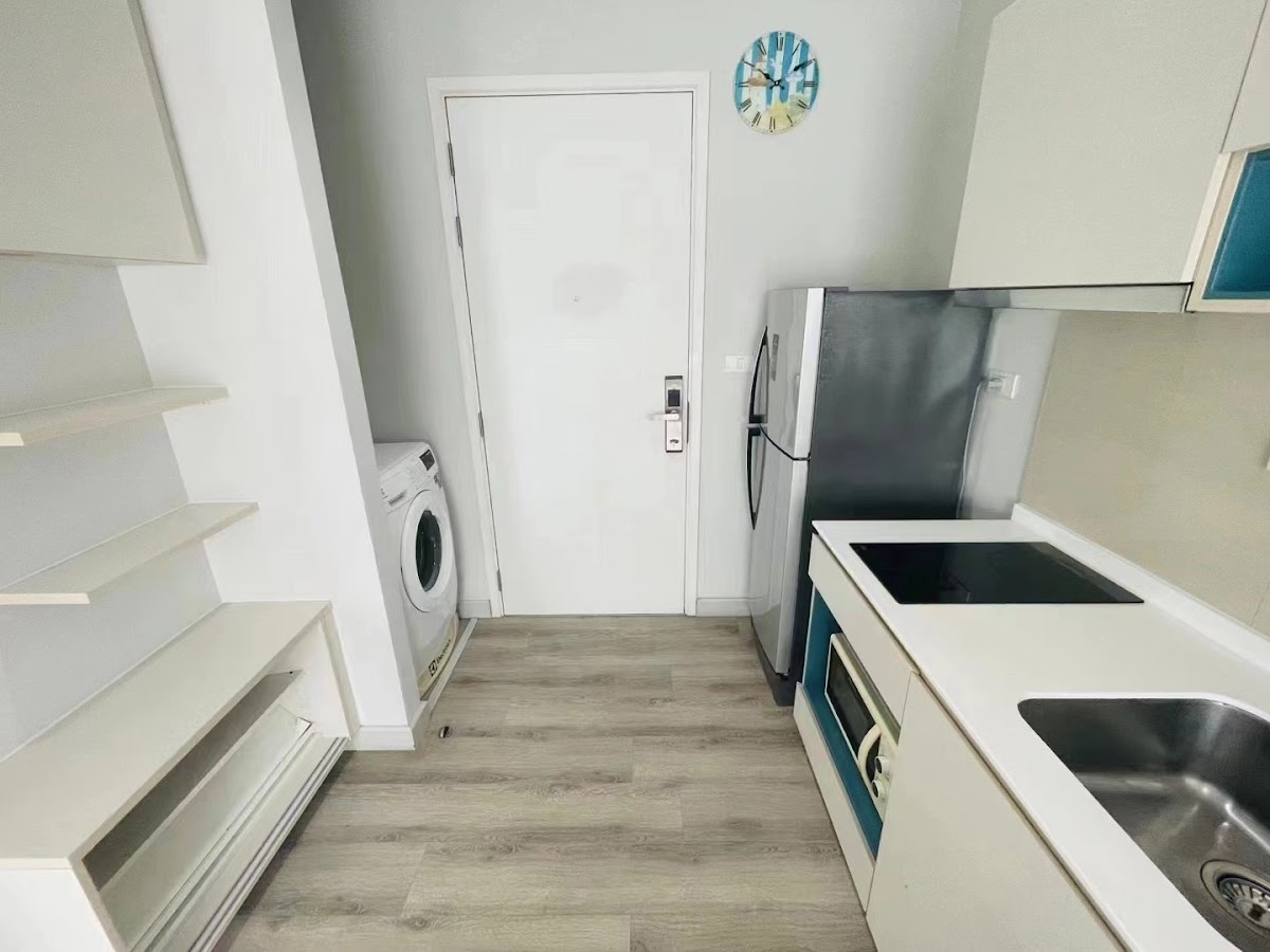 1 Bedroom Centric Sea