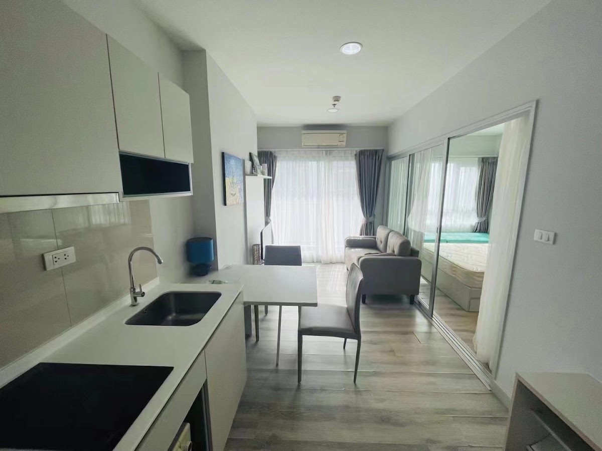 1 Bedroom Centric Sea