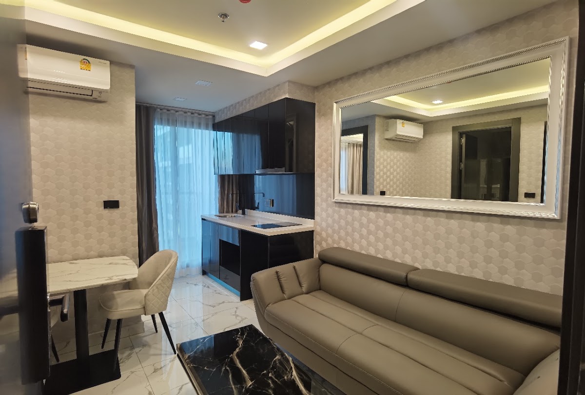 1 Bedroom Arcadia Millennium Tower