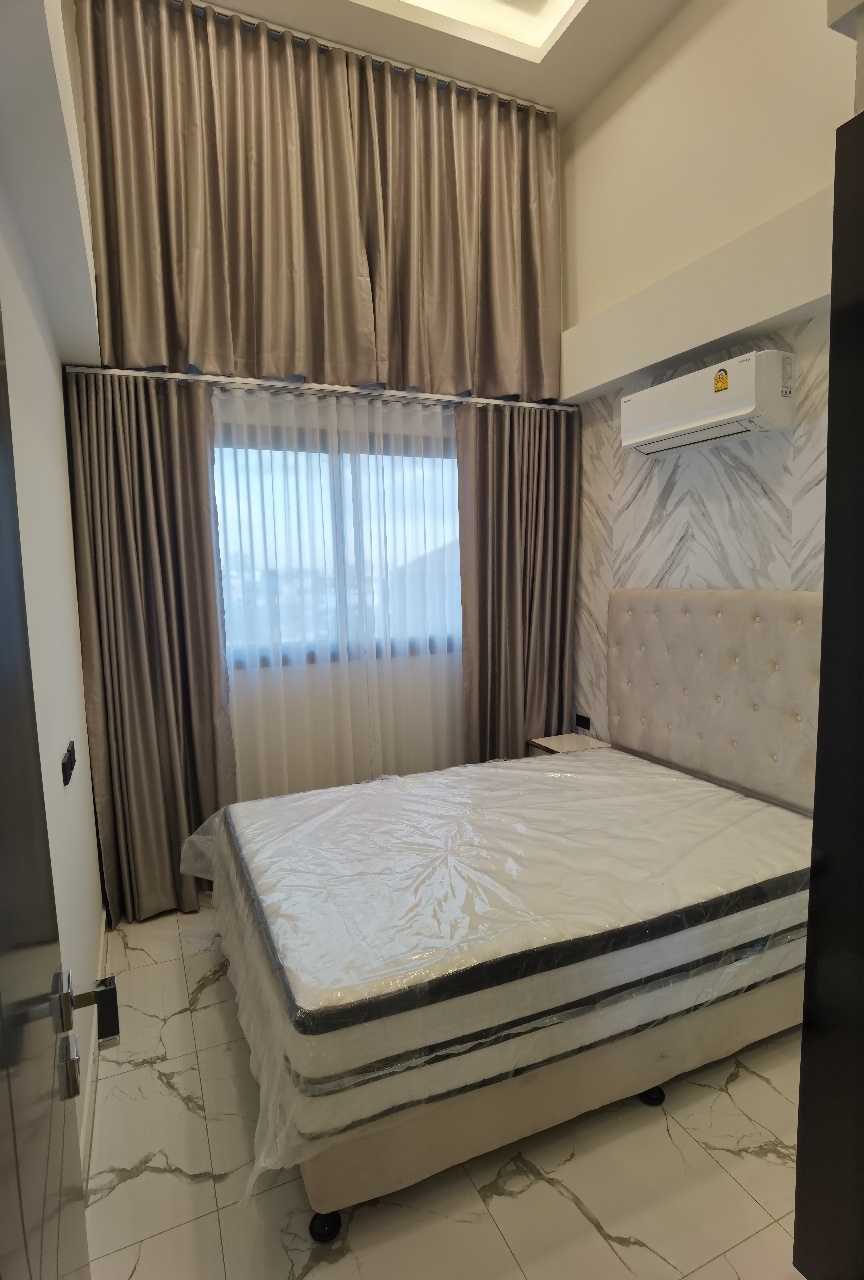 2 Bedrooms Arcadia Millennium Tower