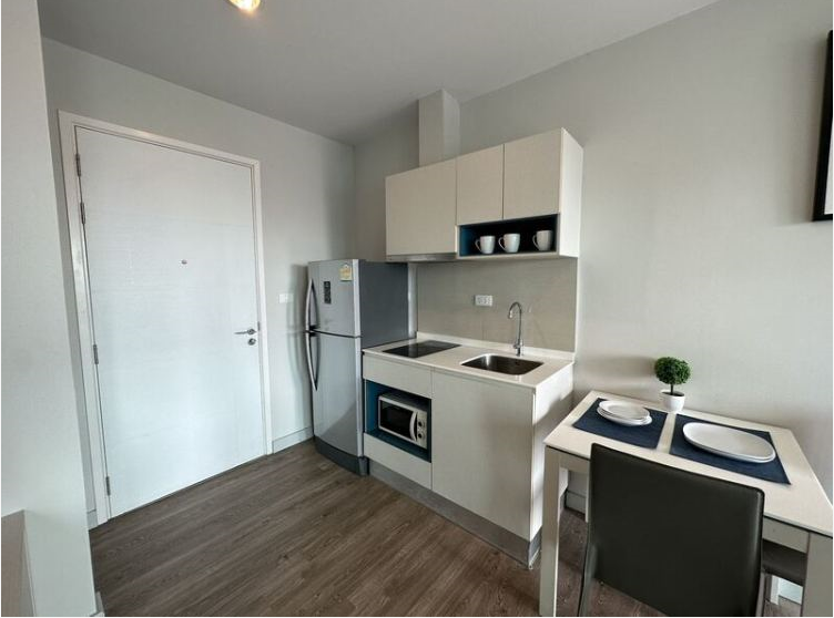 1 Bedroom Centric Sea