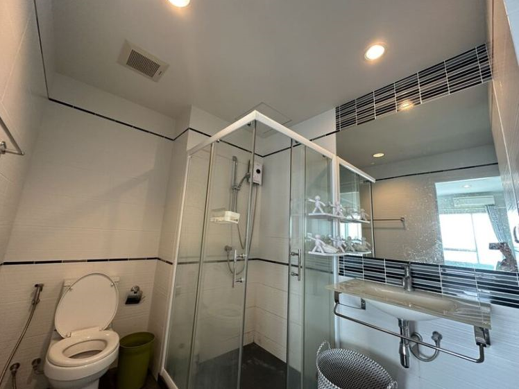 1 Bedroom Centric Sea