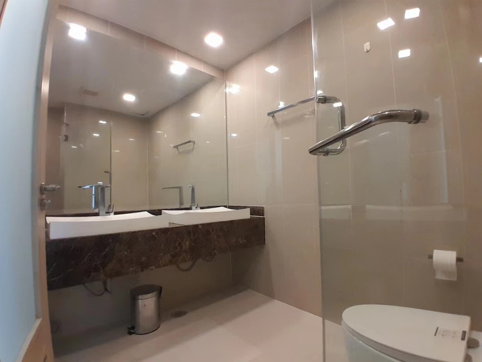 1 Bedroom The Peak Tower