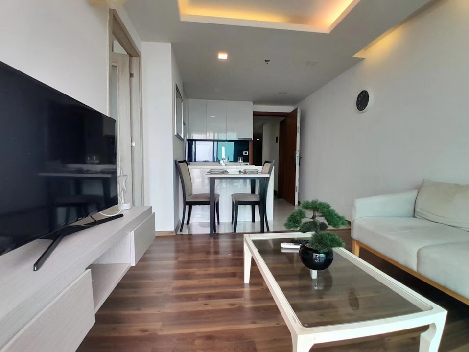 1 Bedroom The Peak Tower