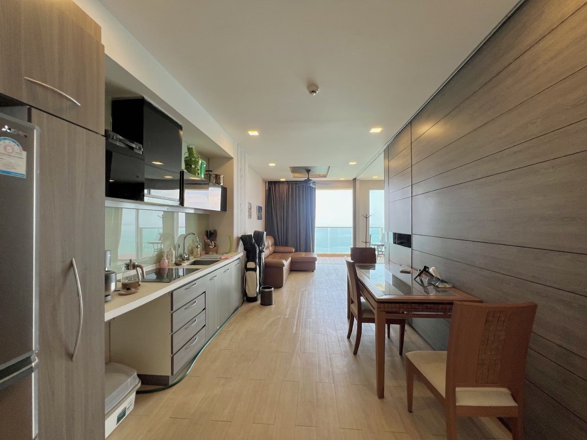 2 Bedrooms Cetus