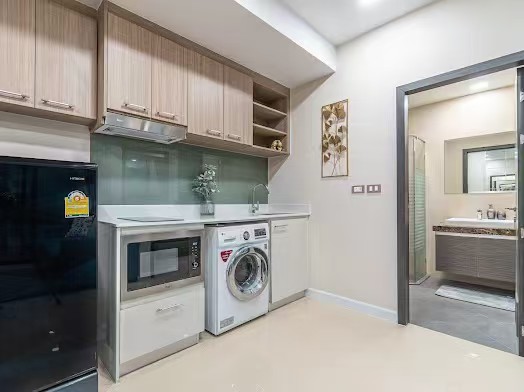 1 Bedroom Dusit Grand Condo