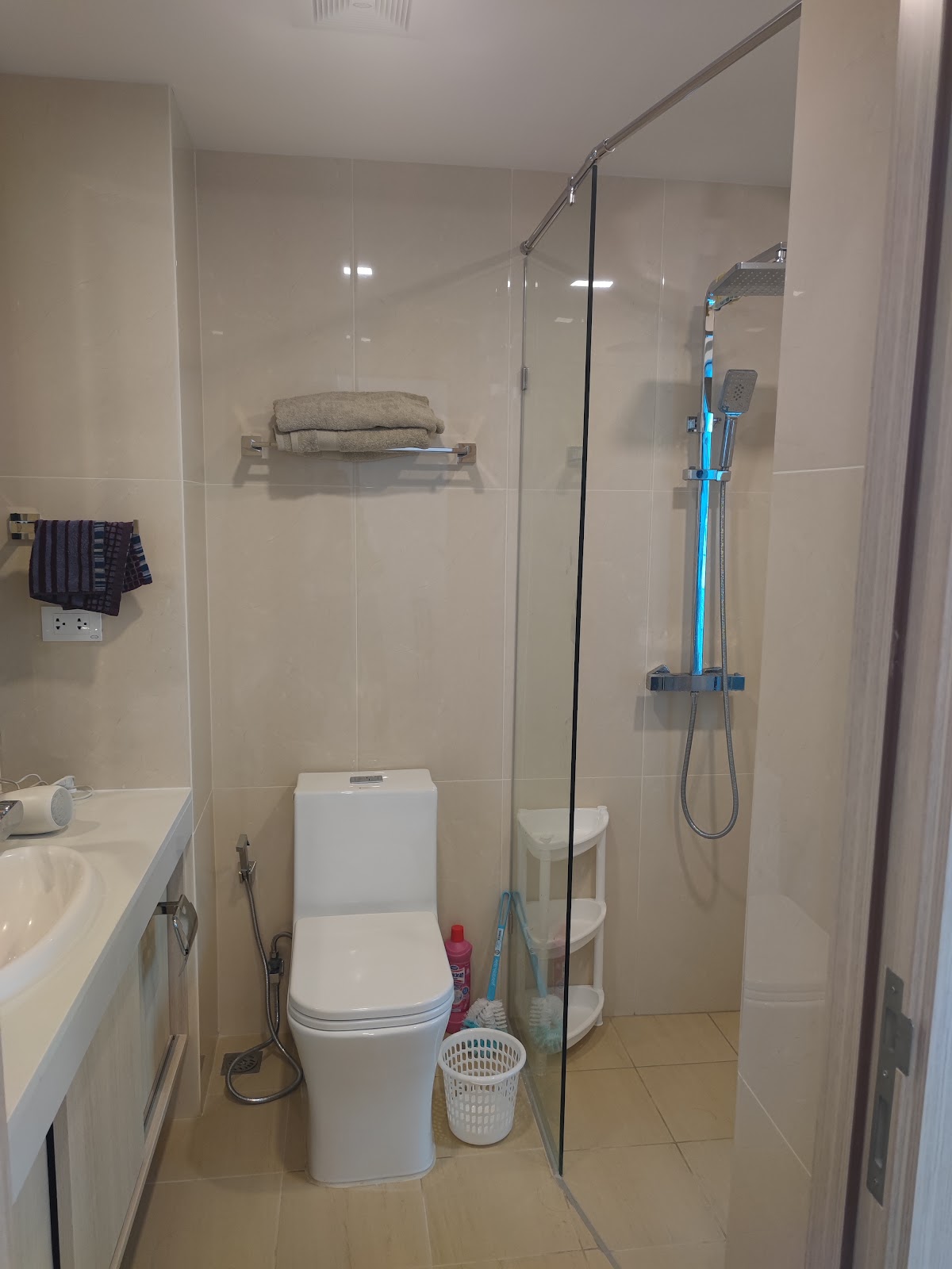 1 Bedroom Olympus City Garden
