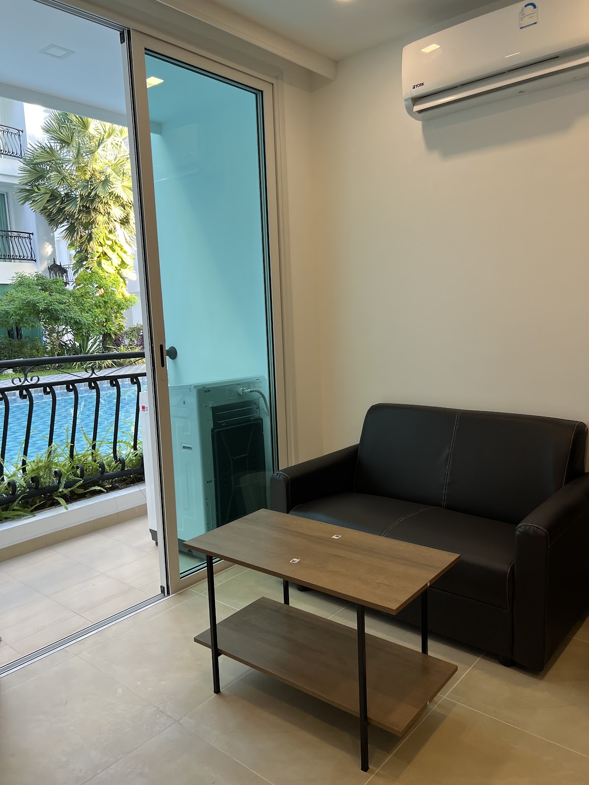 1 Bedroom Olympus City Garden