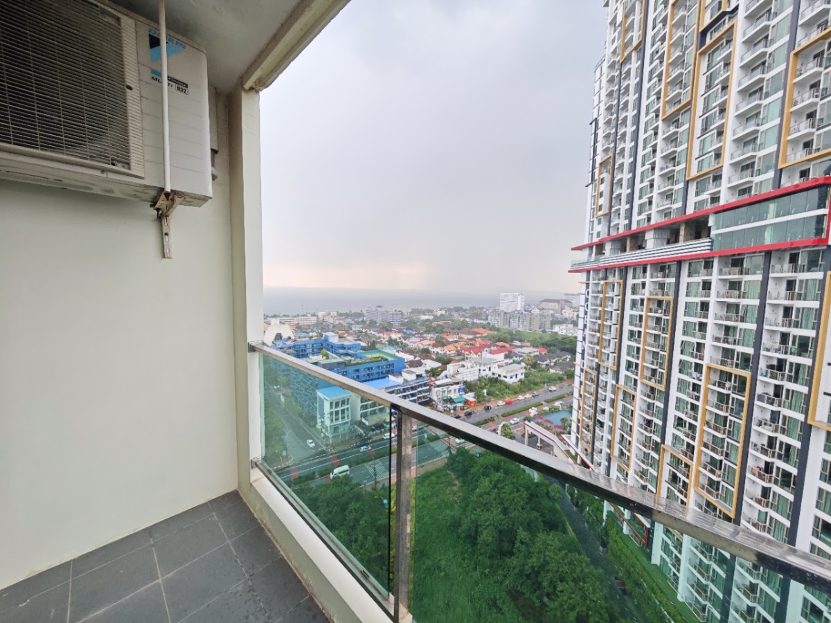 1 Bedroom Dusit Grand Condo