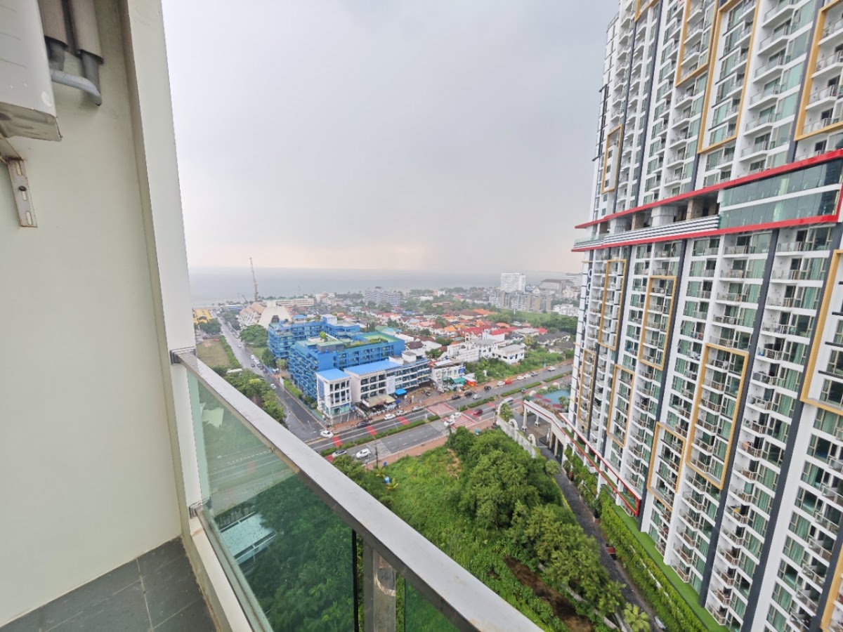 1 Bedroom Dusit Grand Condo