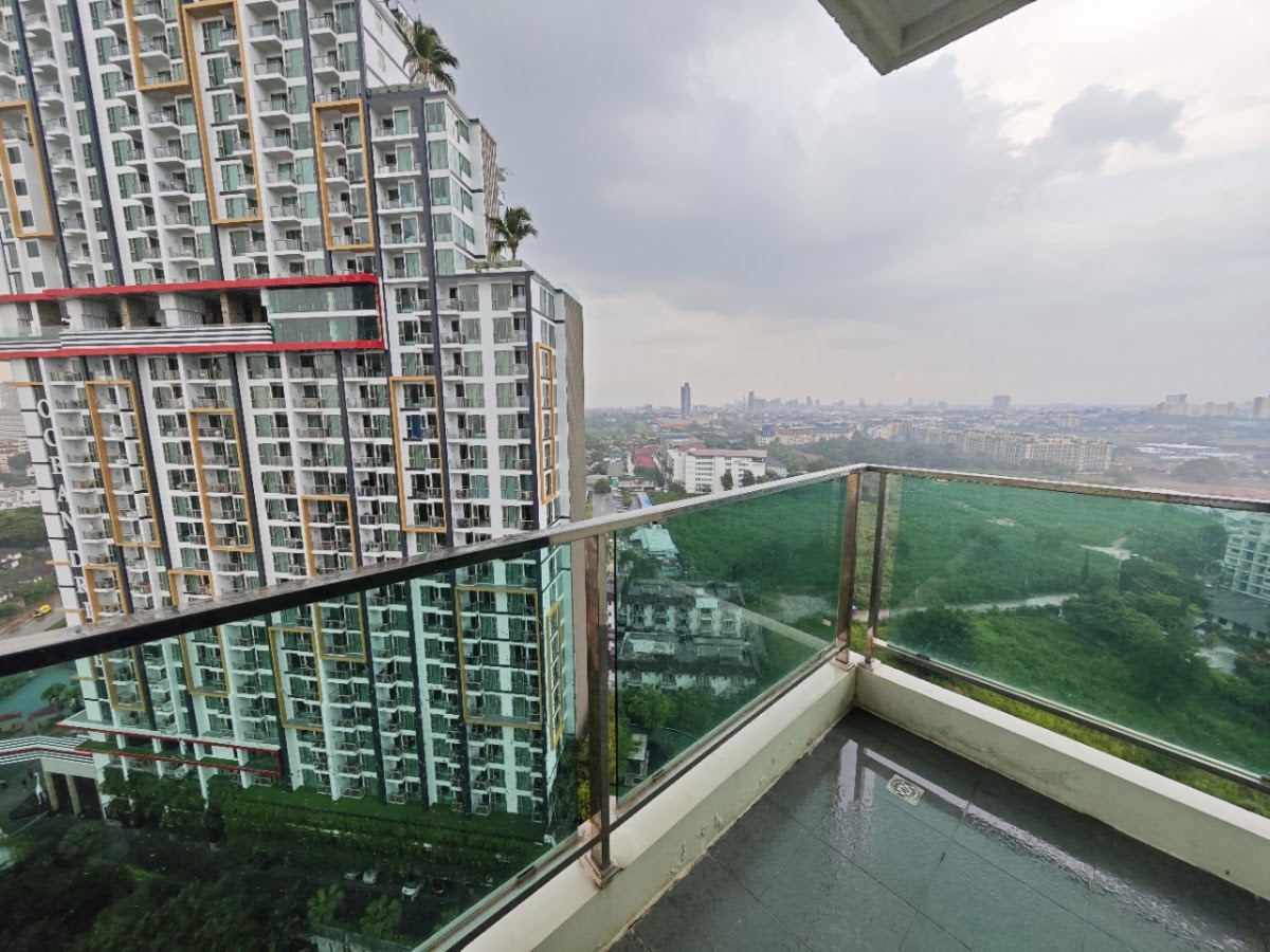 1 Bedroom Dusit Grand Condo