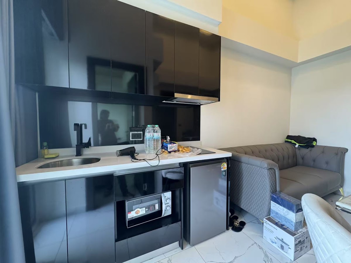 1 Bedroom Arcadia Millennium Tower