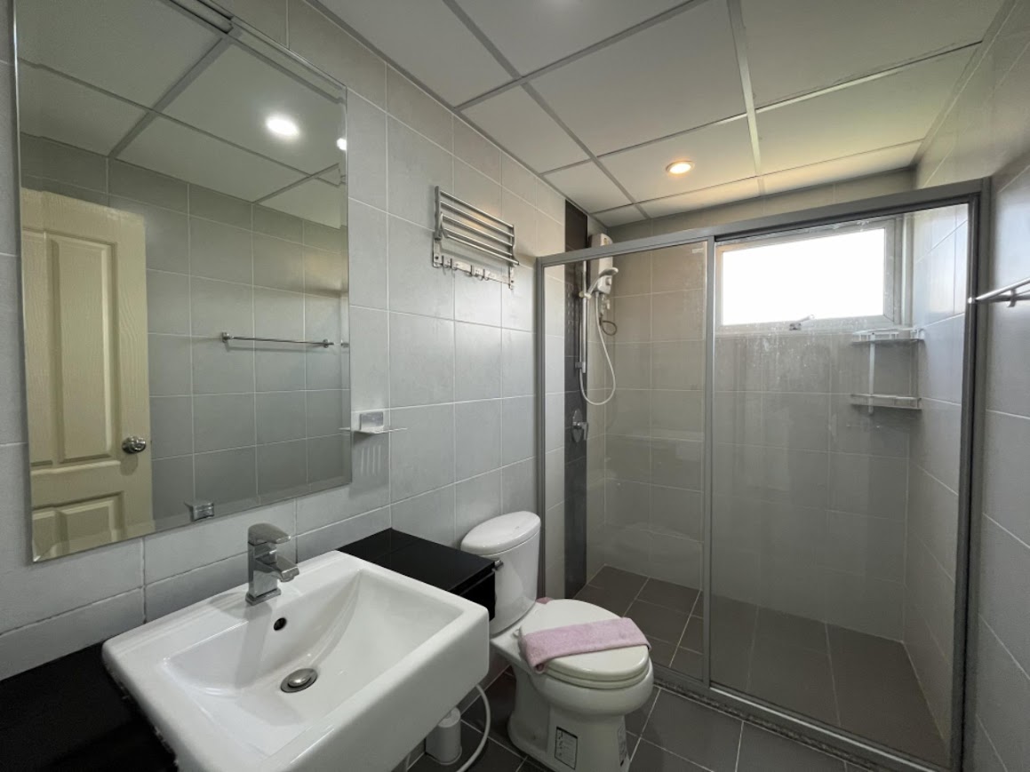 2 Bedrooms Supalai Mare