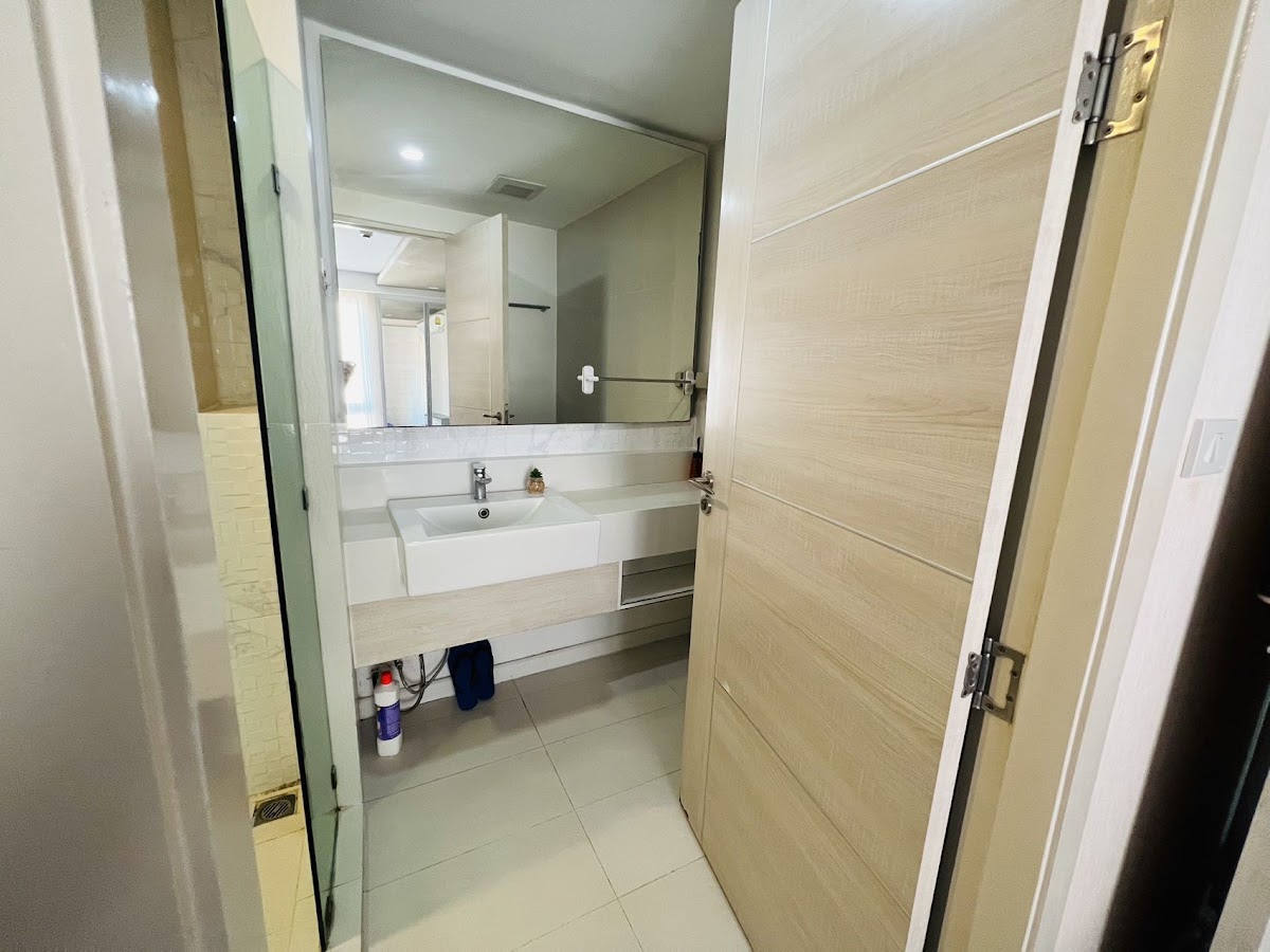 1 Bedroom Seven Sea