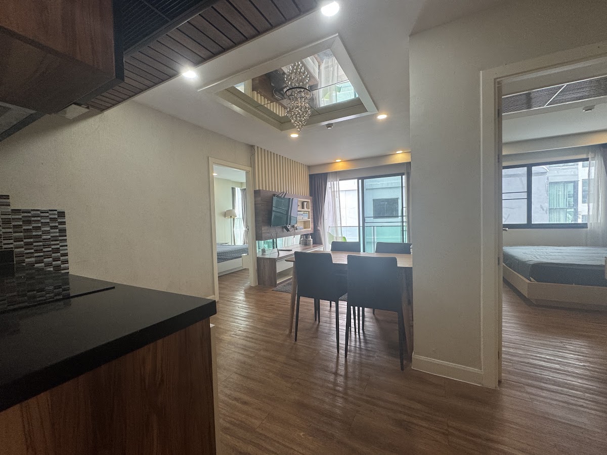 2 Bedrooms Dusit 1