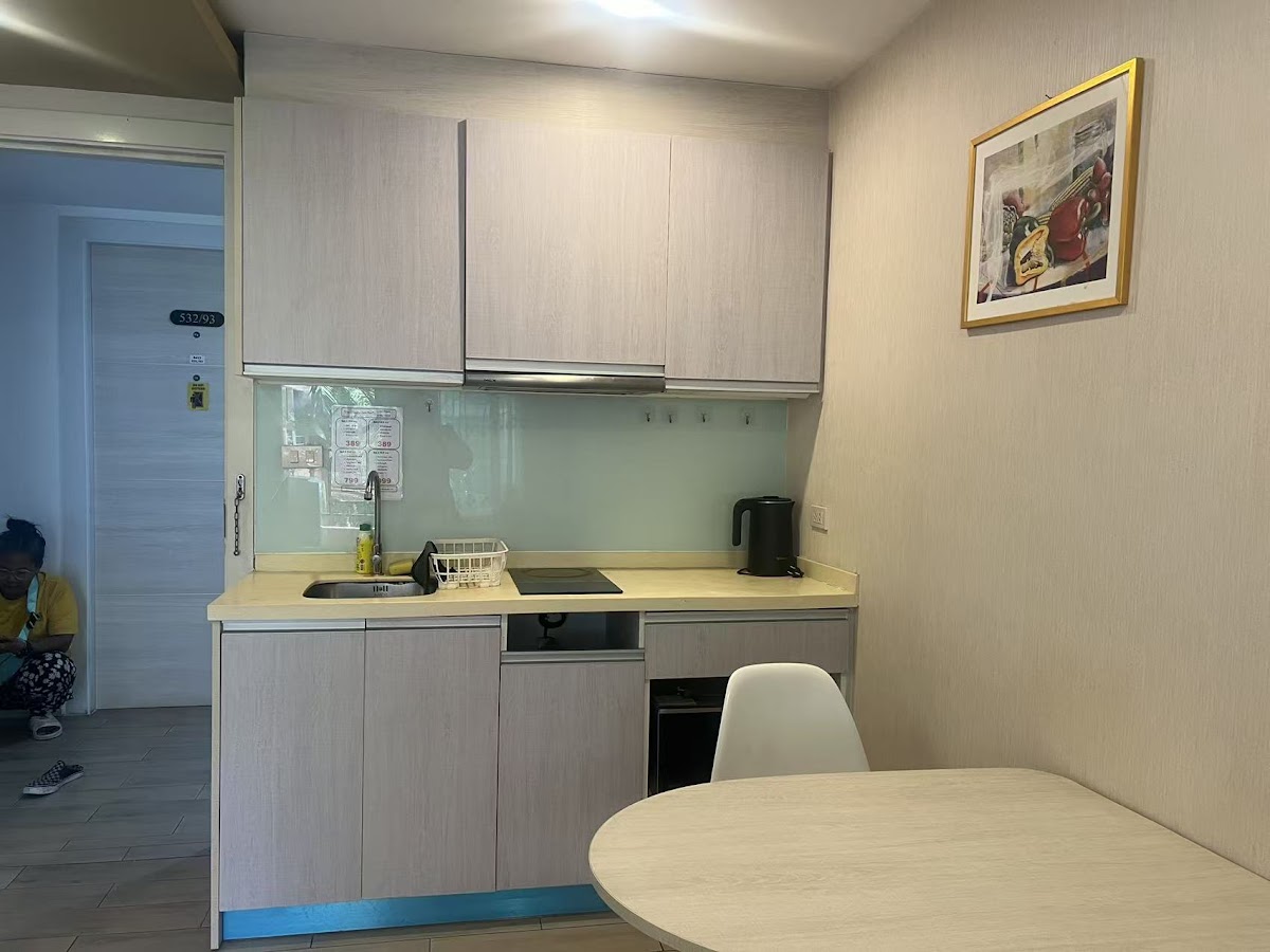 1 Bedroom Seven Seas