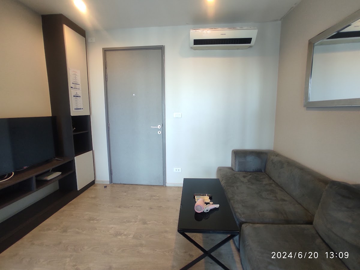 1 Bedroom Base