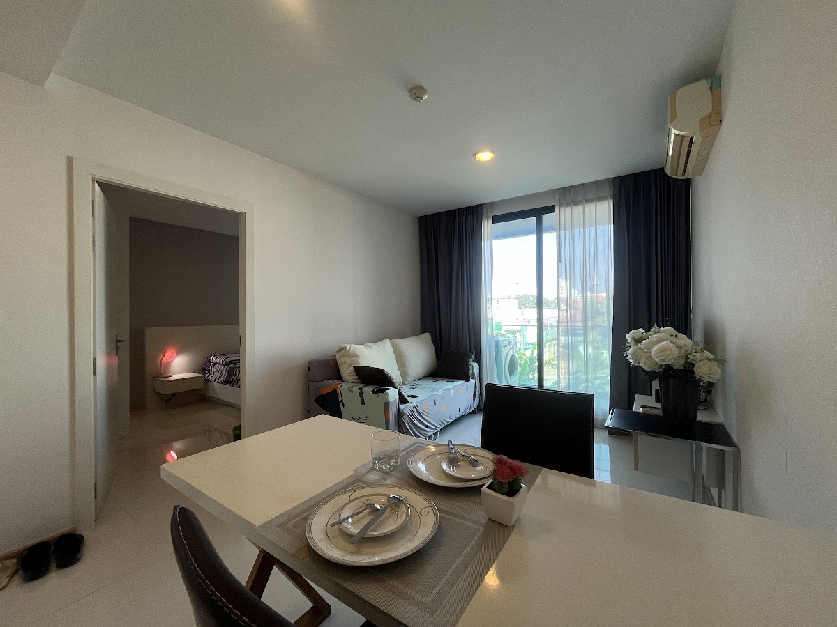 1 Bedroom Acqua