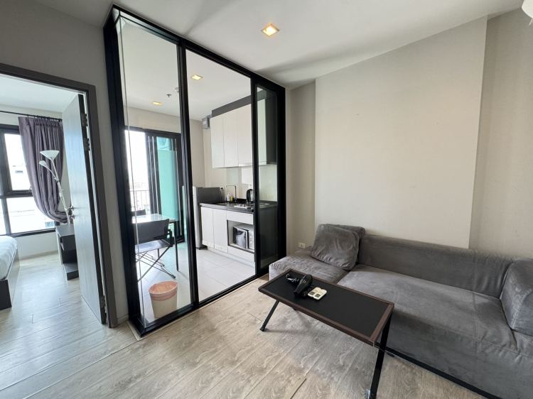 1 Bedroom Base