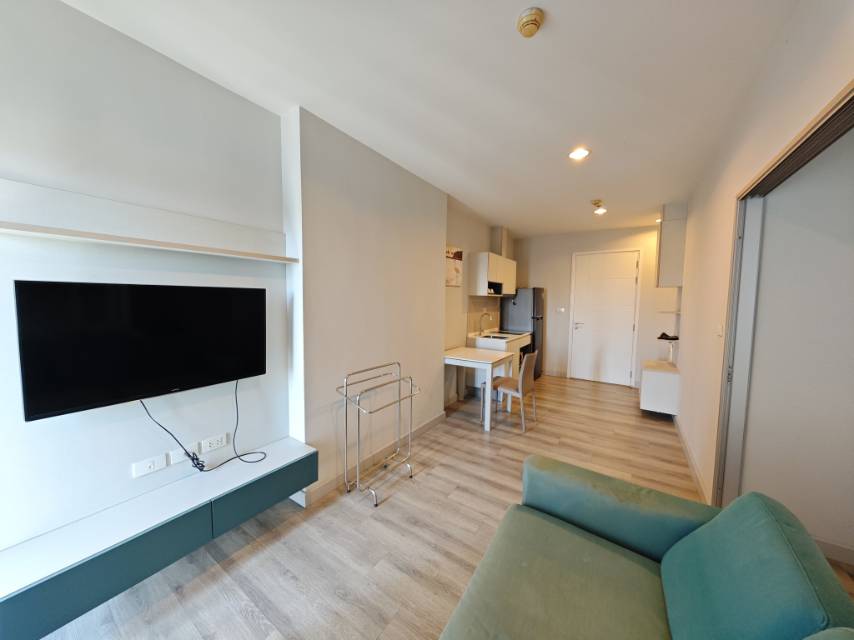 1 Bedroom Centric Sea