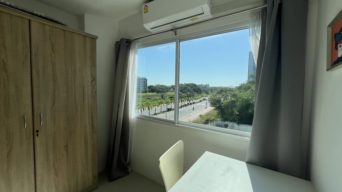 Studio Triogems Condo