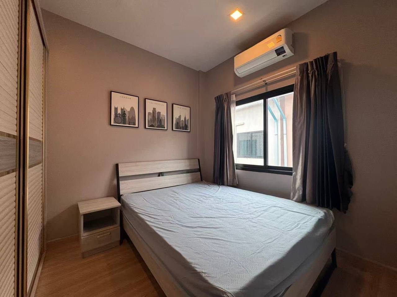 3 Bedrooms Venice The Lake