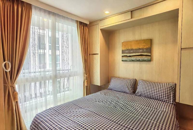 2 Bedrooms Olympus City Garden